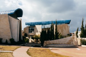 Der neue Synagogenkomplex in Alon Shevut. Foto: Jonas Opperskalski/laif